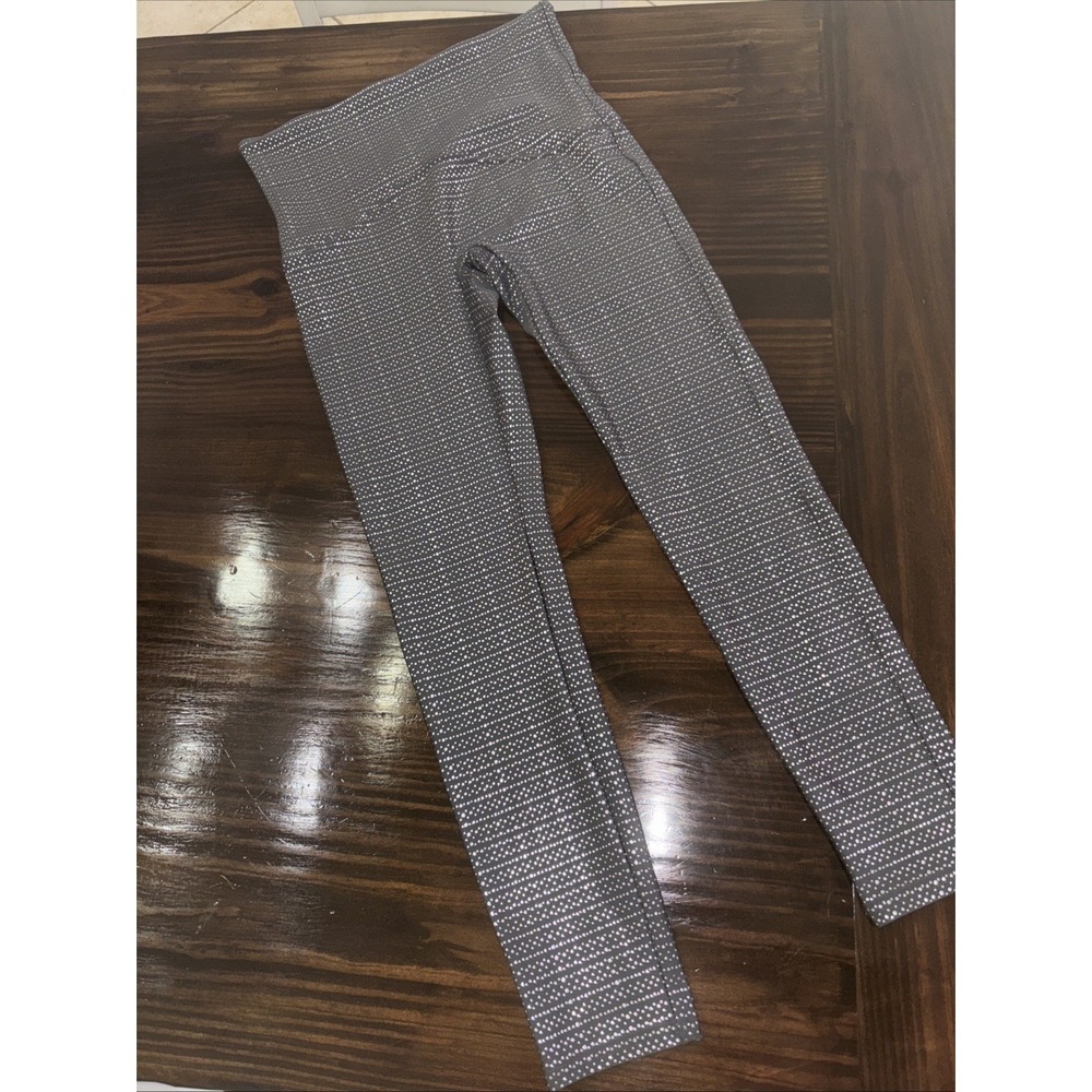 Spanx Sara Blakely Pants Womens Small Silver Metallic Mist Nylon Yoga Leggings